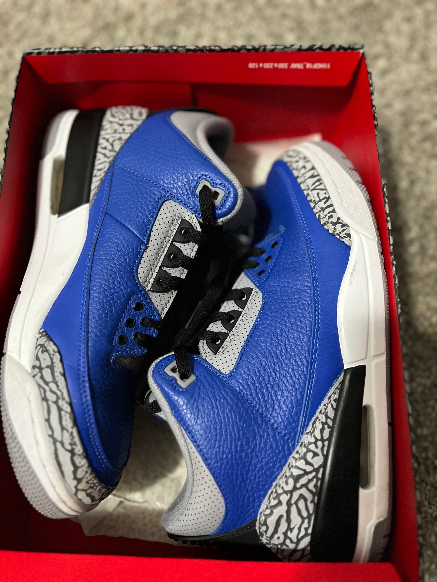Jordan 3 Retro Varsity Royal Cement Mens