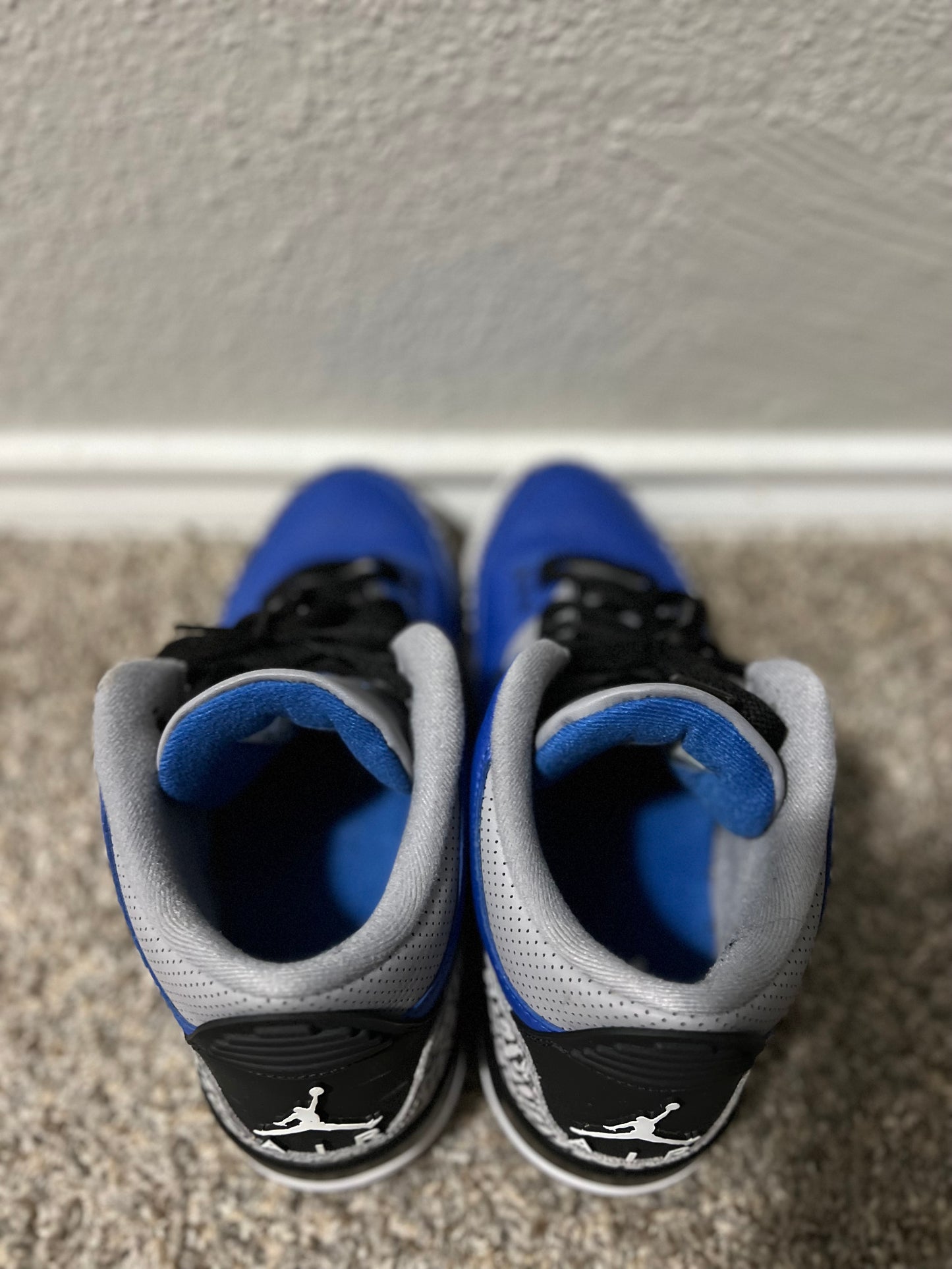 Jordan 3 Retro Varsity Royal Cement Mens