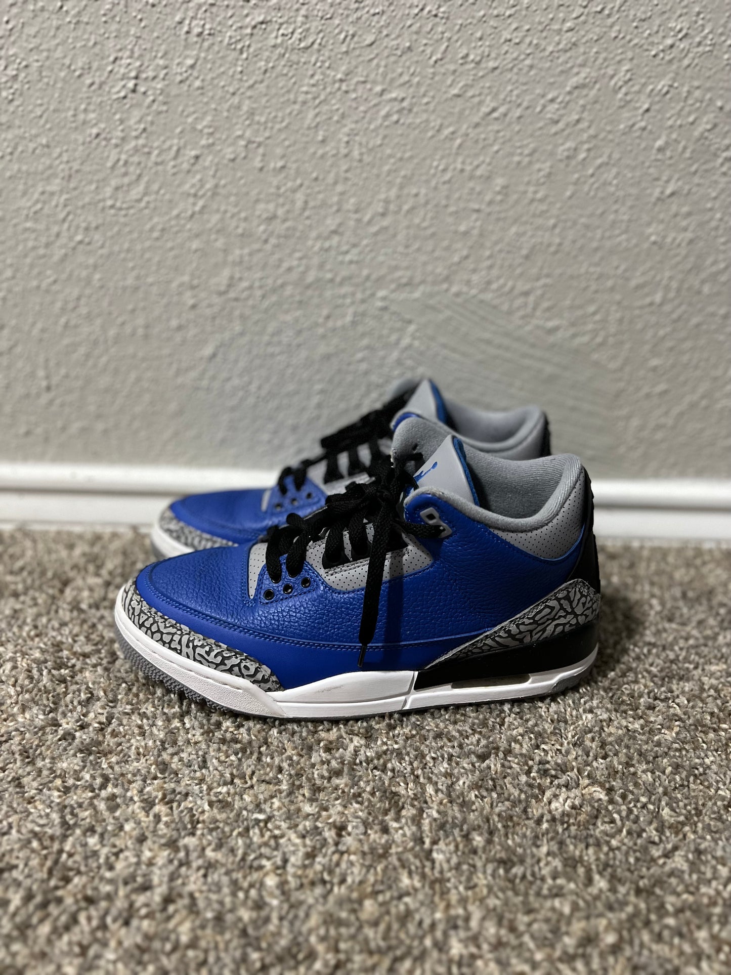 Jordan 3 Retro Varsity Royal Cement Mens